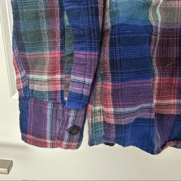 Eddie Bauer Flannel Button down shirt - Picture 6 of 6